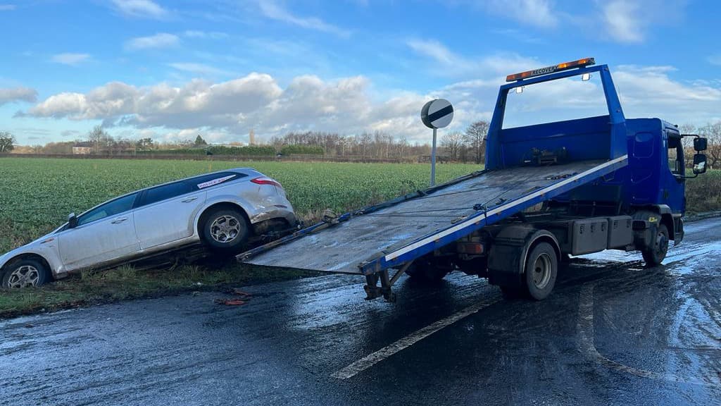 Car Recovery Hull