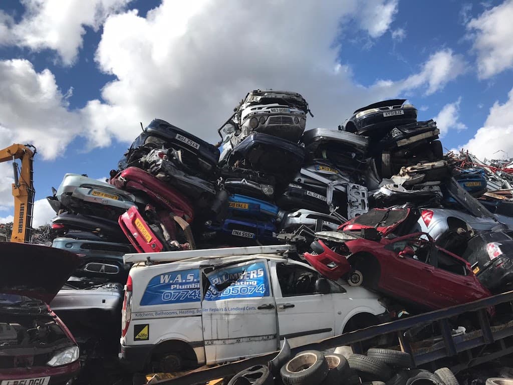 Scrap Car Kings