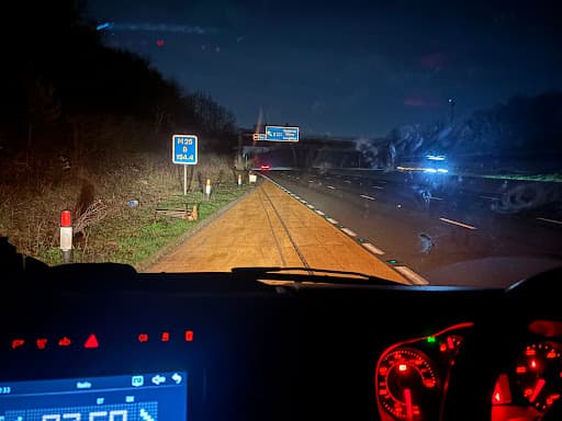WHOLE LONDON VEHICLE RECOVERY SERVICES — Customer photo