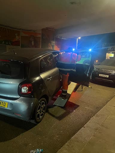 WHOLE LONDON VEHICLE RECOVERY SERVICES — Customer photo