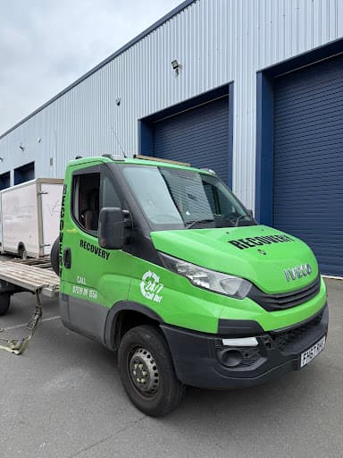 WHOLE LONDON VEHICLE RECOVERY SERVICES — Customer photo