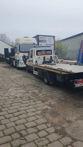 BWR Group Ltd-24/7 Breakdown Recovery & Towing Transportation — Customer photo