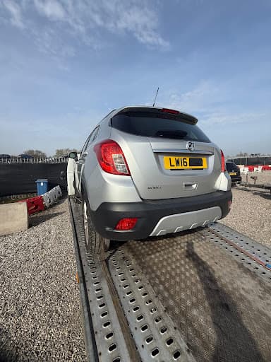 UK TOW LTD β Customer photo