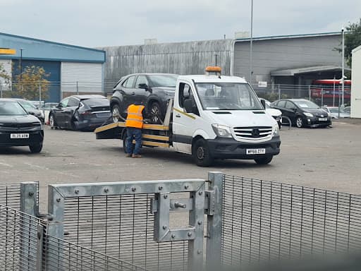 London Auto Towing β Customer photo